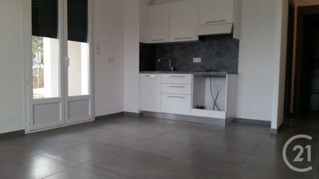 Appartement F2 à louer - 2 pièces - 40.0 m2 - SANTA LUCIA DI MORIANI - 20 - CORSE - Century 21 Paoli Immobilier Appartement F2 à louer - 2 pièces - 40.0 m2 - SANTA LUCIA DI MORIANI - 20 - CORSE - Century 21 Paoli Immobilier