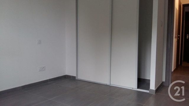 Appartement F2 à louer - 2 pièces - 40.0 m2 - SANTA LUCIA DI MORIANI - 20 - CORSE - Century 21 Paoli Immobilier Appartement F2 à louer - 2 pièces - 40.0 m2 - SANTA LUCIA DI MORIANI - 20 - CORSE - Century 21 Paoli Immobilier