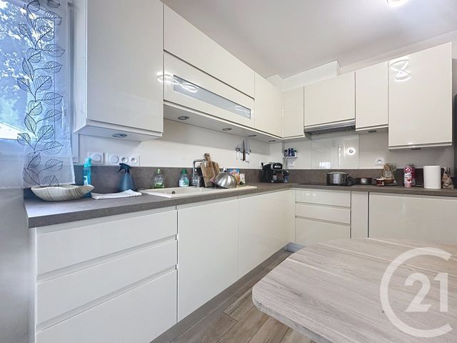 Appartement F4 à vendre - 4 pièces - 82.0 m2 - SANTA MARIA POGGIO - 202 - CORSE - Century 21 Paoli Immobilier