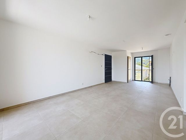 Appartement T3 à vendre - 3 pièces - 62.6 m2 - SANTA LUCIA DI MORIANI - 202 - CORSE - Century 21 Paoli Immobilier