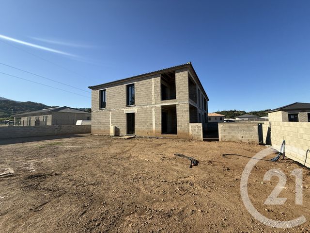 Appartement T4 à vendre - 4 pièces - 82.8 m2 - SANTA LUCIA DI MORIANI - 202 - CORSE - Century 21 Paoli Immobilier